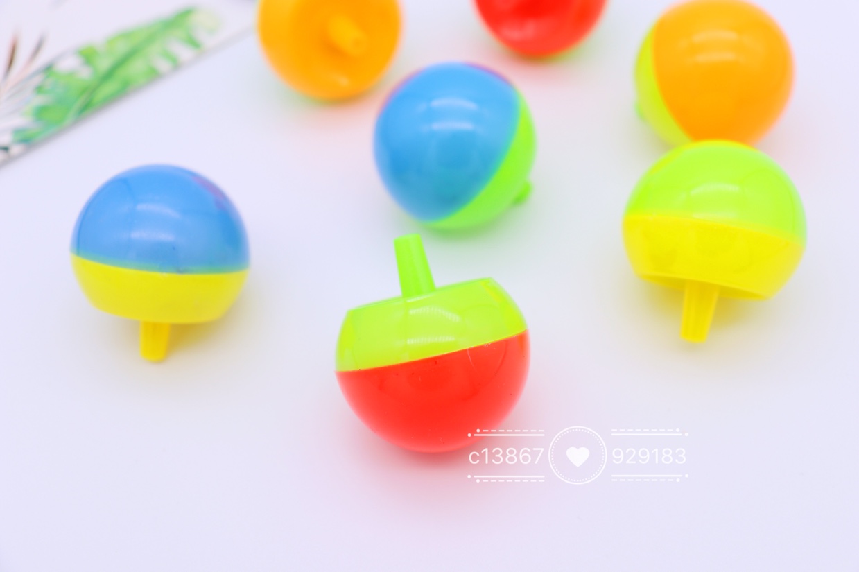 Children's plastic toy spinning top, gift, Gashapon party toy Specification image