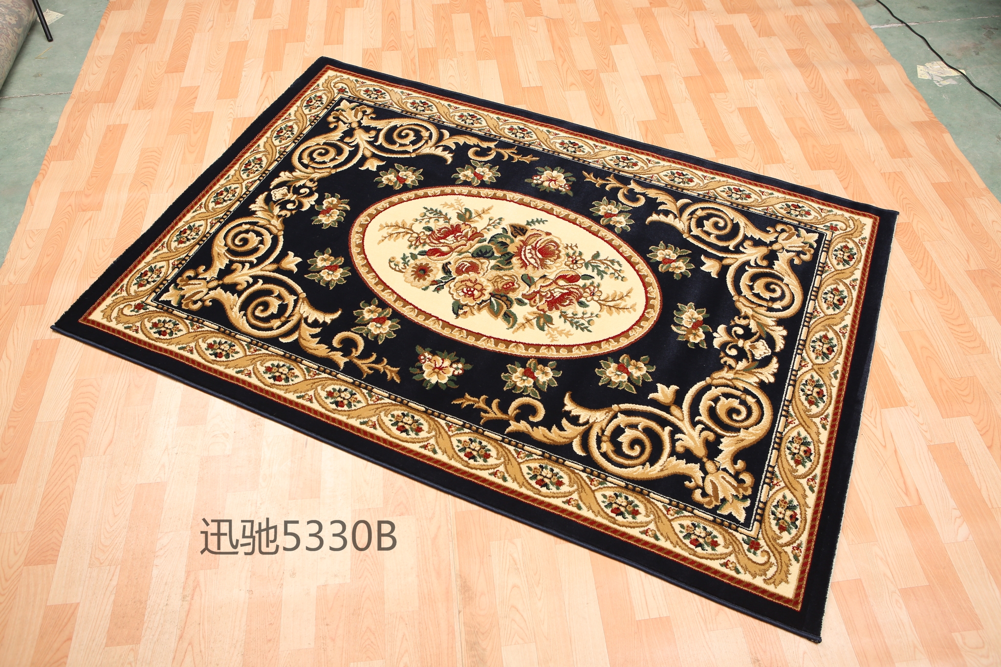 European-style carpet, coffee table carpet for living room, modern and simple Chinese-style carpet for home use, bedside carpet for bedroom, washable detail image 3