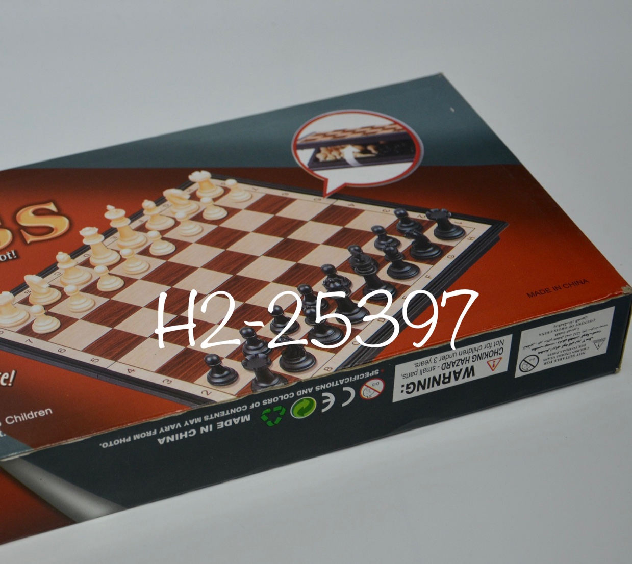 国际象棋Chess/折叠国际象棋/儿童益智休闲游戏/塑料带磁性国际象棋产品图