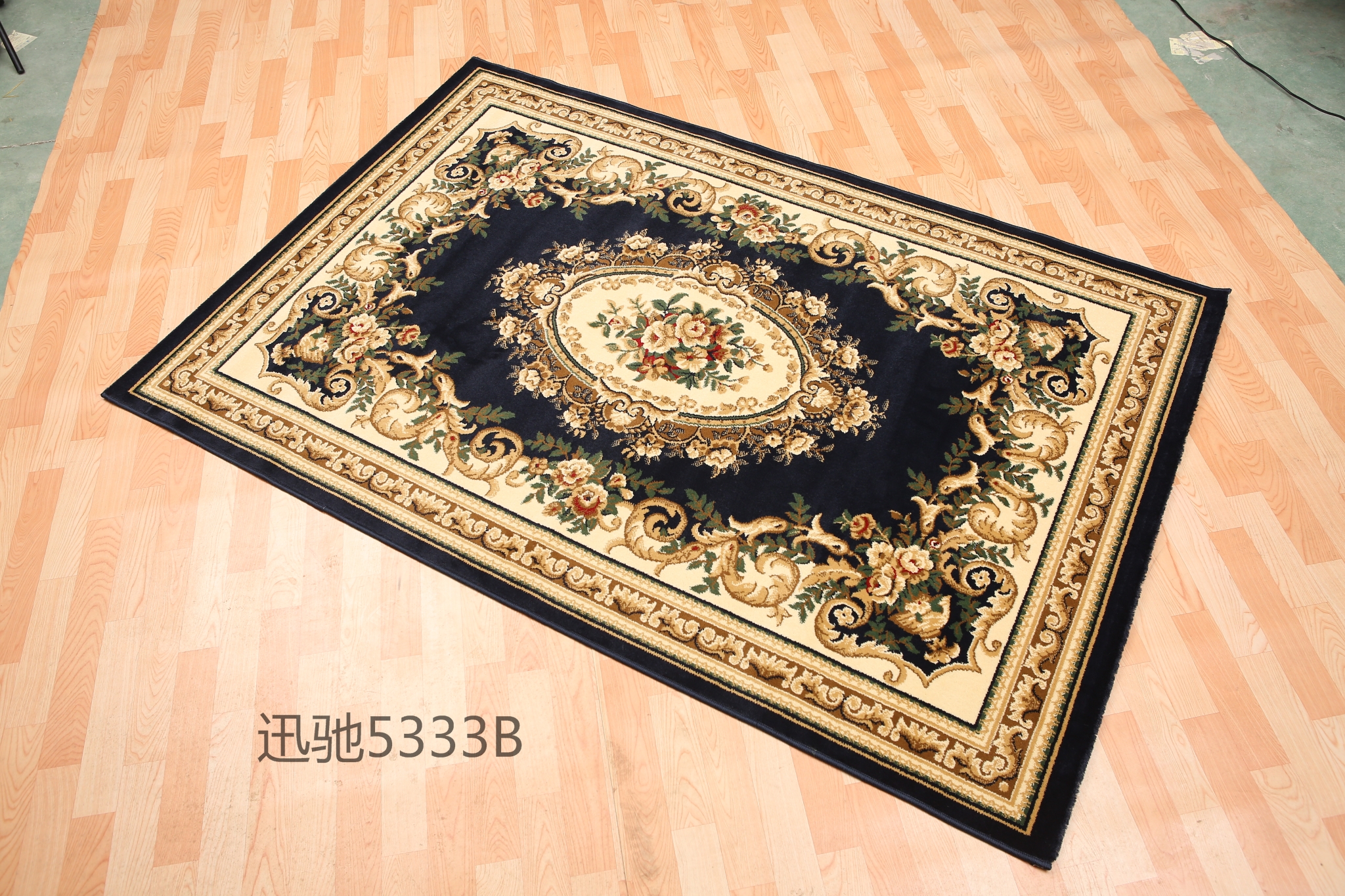 European-style carpet, coffee table carpet for living room, modern and simple Chinese-style carpet for home use, bedside carpet for bedroom, washable detail image 6