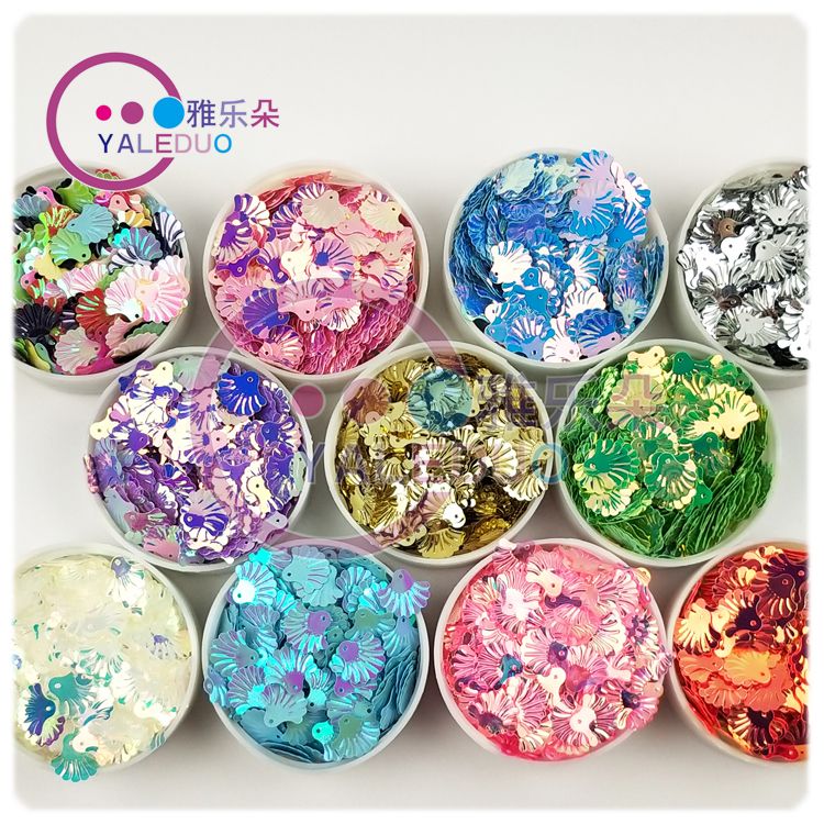 Fan-shaped shell sequins, sequins, diy jewelry material package, PVC golden light earrings, bracelets, decorative accessories Item Picture