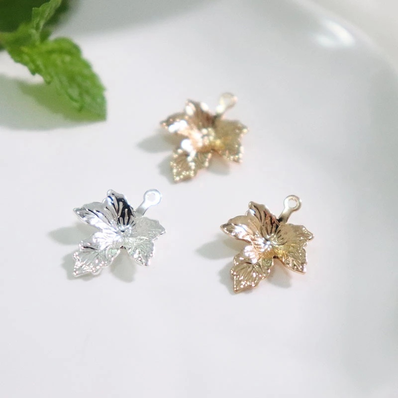 DIY ancient-style jewelry accessories, hairpin accessories, materials, maple leaf pure copper pendant, leaf hanging piece, color retention 7A/A23