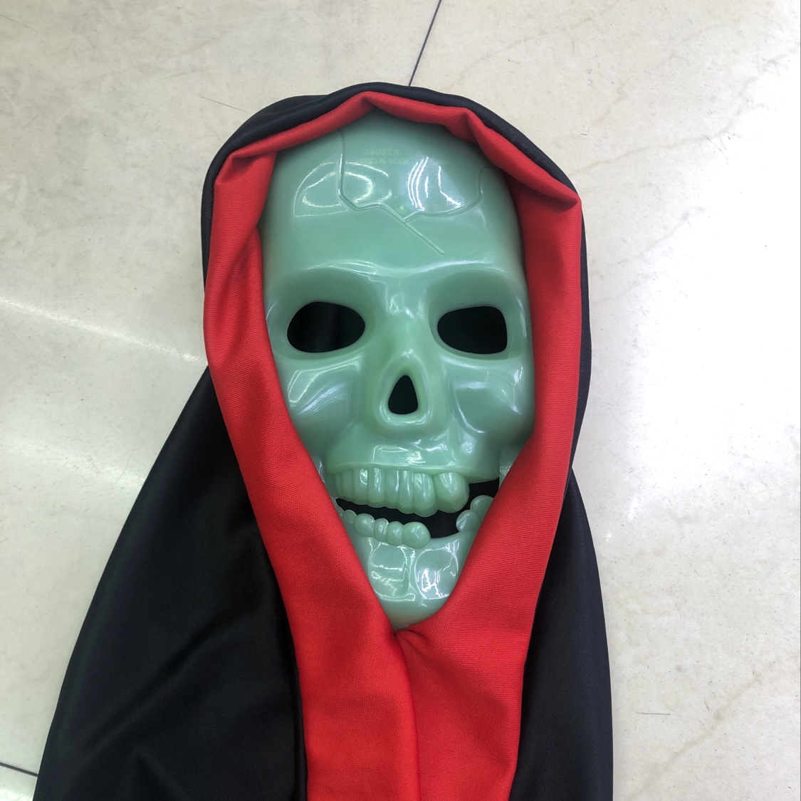 Luminous red cloth skull mask