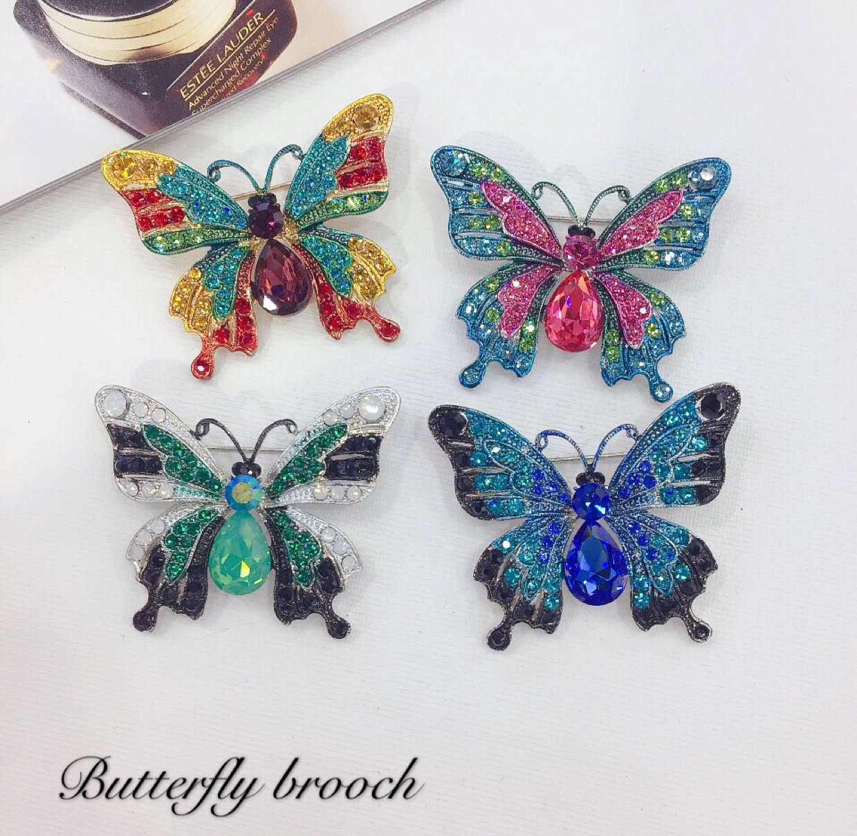 Diamond - set crystal butterfly exquisite ladies brooch dress accessories