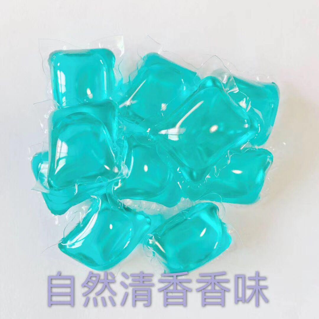 A round bucket contains 50 laundry pods detail image 1