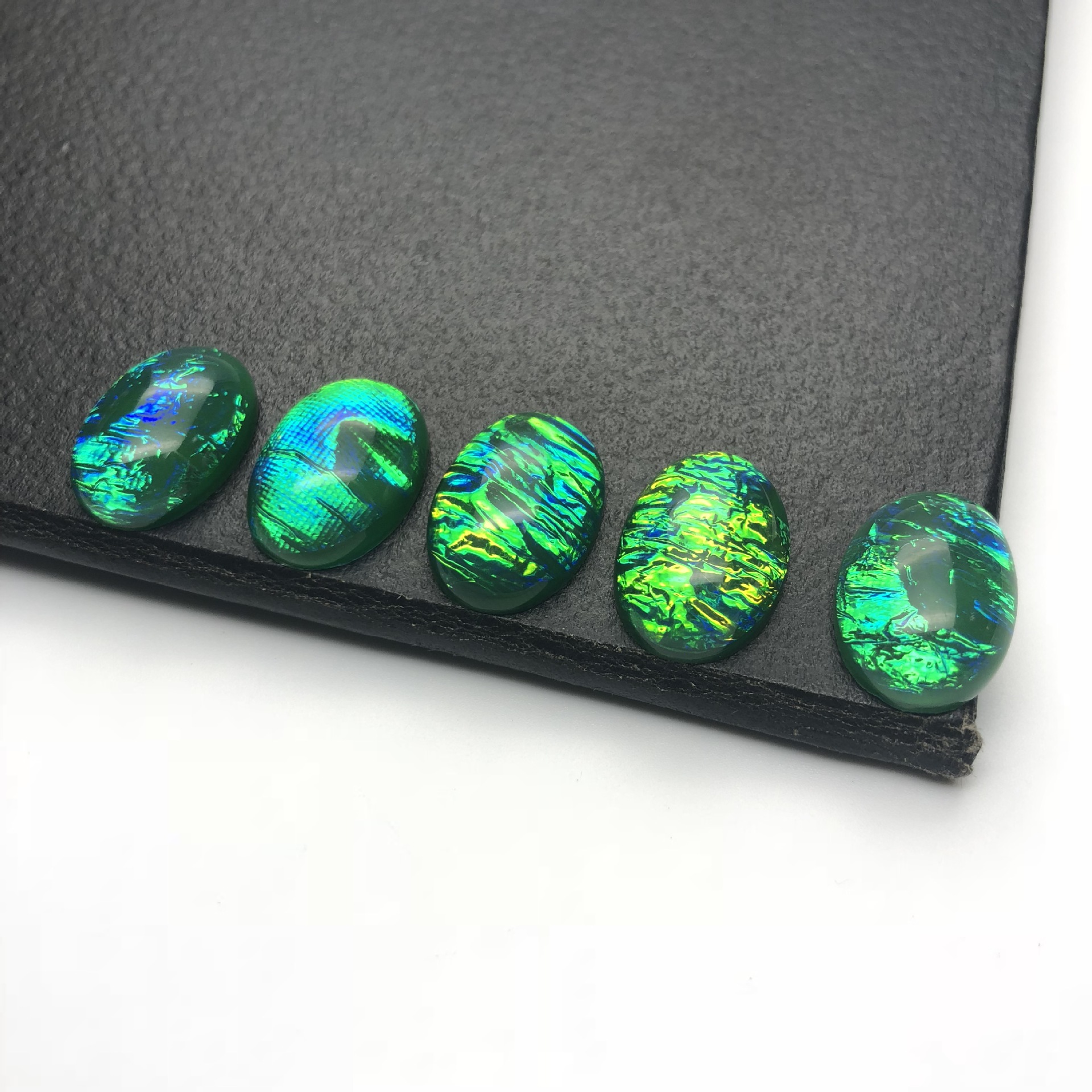 Factory direct sales of flat-bottomed resin ring face, diy material, oval 13*18, dreamy color-changing multi-color luggage accessories detail image 4