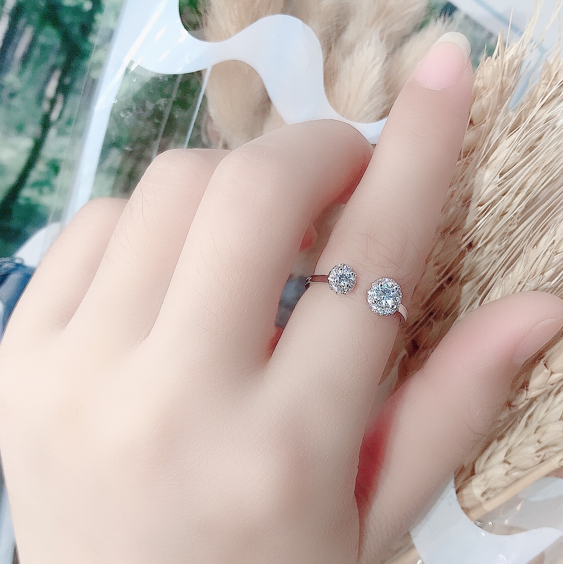 Simple, fashionable, elegant and versatile, the same style ring as the Internet celebrity, with an adjustable ring opening for women details Picture