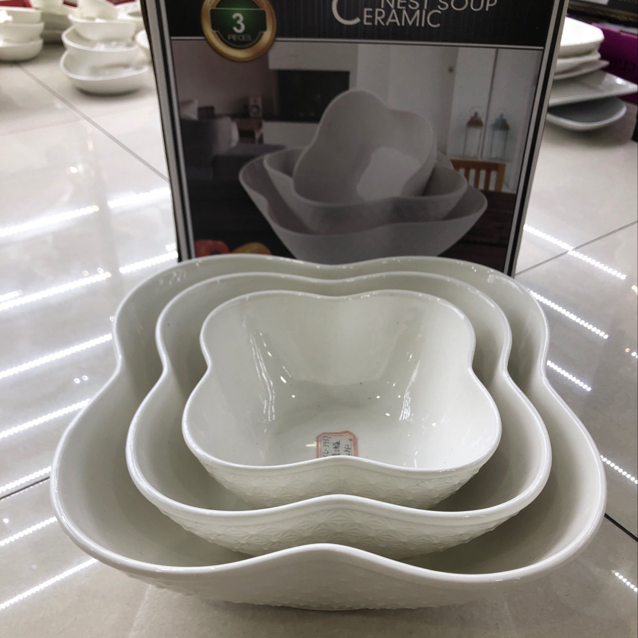 6-inch, 8-inch and 12-inch sets of three snowflake bowls
