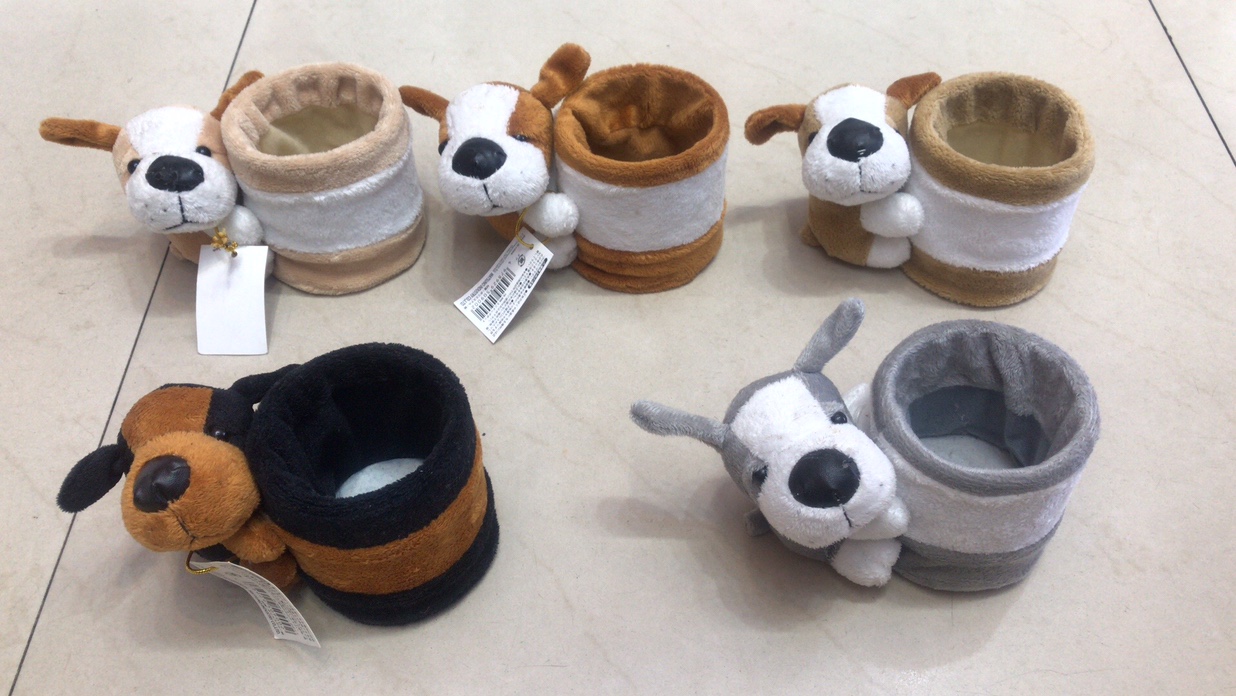 Brush pot dog thumbnail