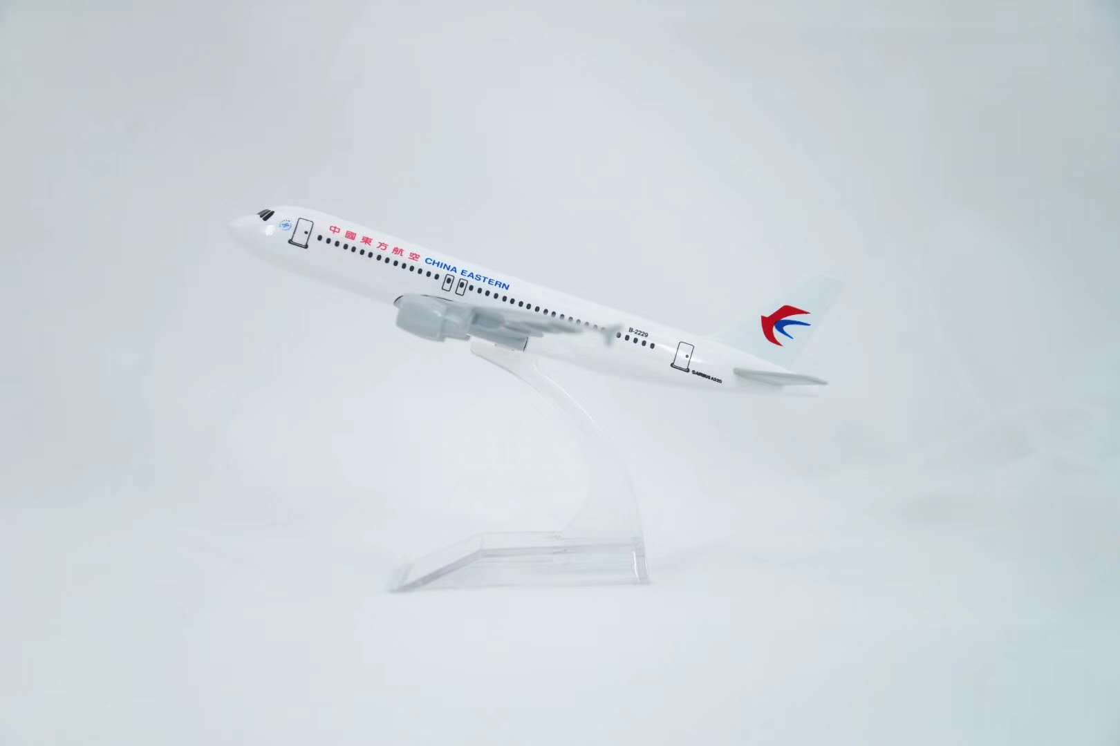 Aircraft model (A320 China Eastern Airlines) alloy aircraft model simulation aircraft model thumbnail