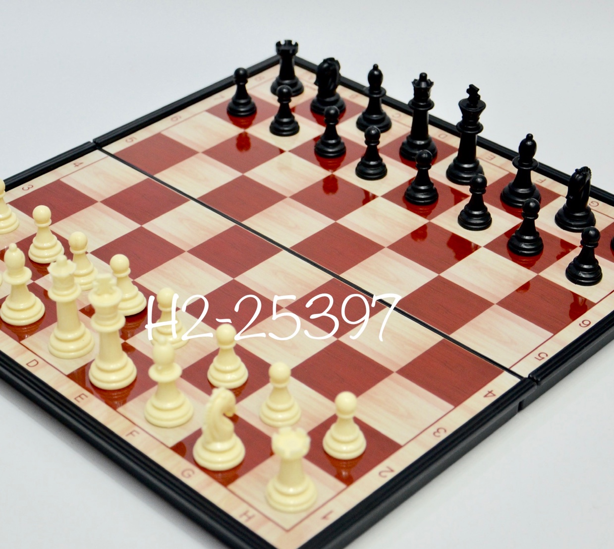 国际象棋Chess/折叠国际象棋/儿童益智休闲游戏/塑料带磁性国际象棋