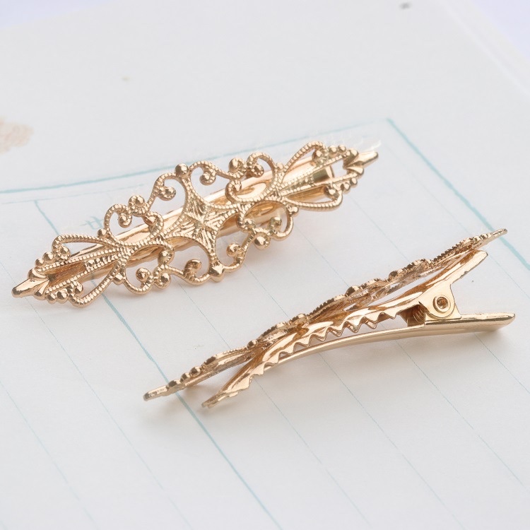 DIY handcrafted ancient-style material, color-preserving copper flower pieces, duckbill clips, Hanfu accessories, 7/E1 hair clips Application Scenario