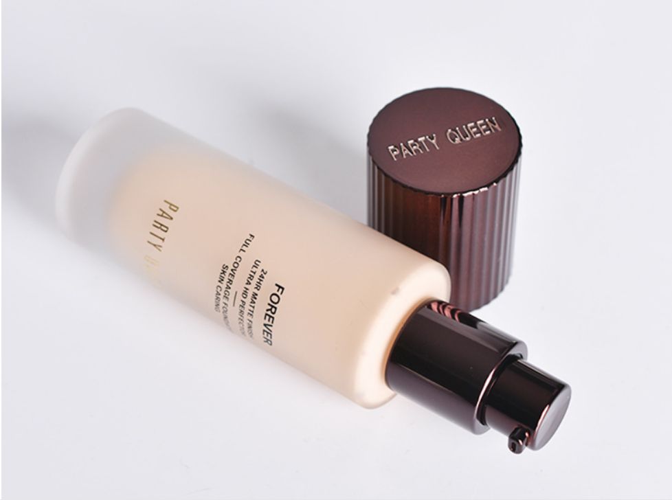 PQ Flawless Beauty Long-lasting Foundation Liquid Wholesale. Professional color matching foundation cream, long-lasting for 8 hours without smudge, high coverage details Picture