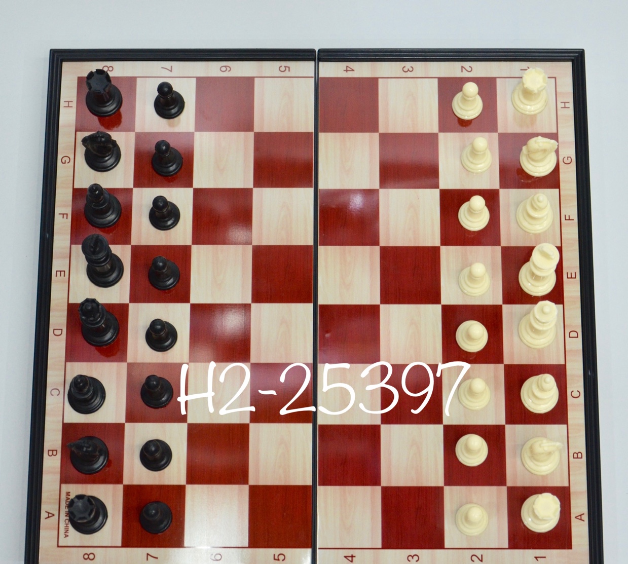 国际象棋Chess/折叠国际象棋/儿童益智休闲游戏/塑料带磁性国际象棋细节图