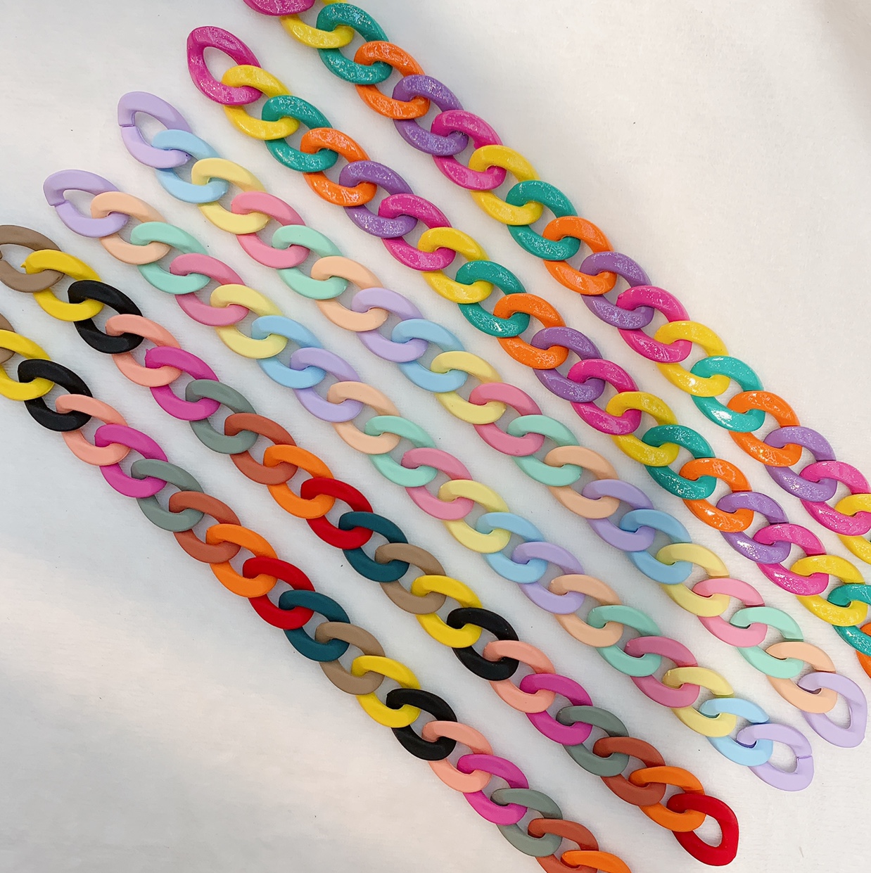 Classic Acrylic Touch Paint Chain 17/23 Specifications Application Scenario