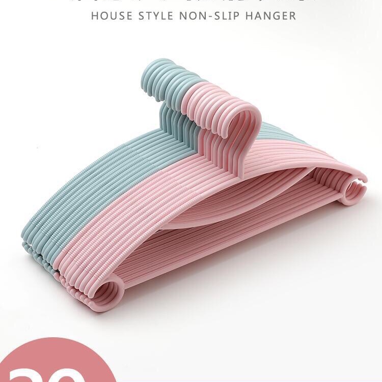 Seamless plastic hangers thumbnail