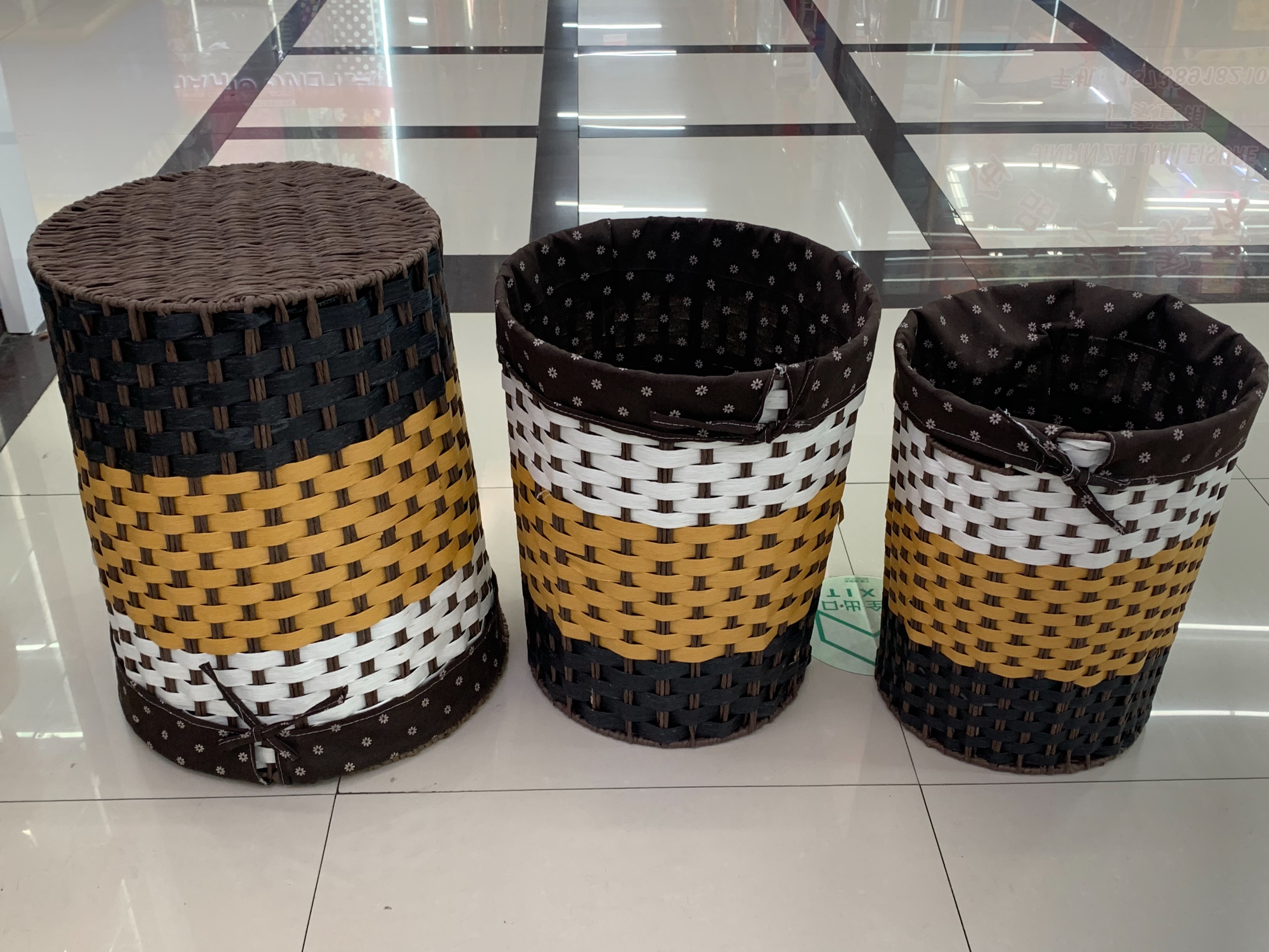 Dirty clothes basket three-piece storage bag Storage box Hand-woven basket details Picture