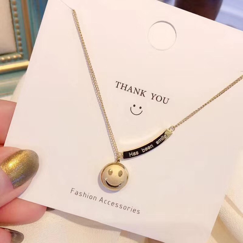 316 stainless steel series of products necklace, hand lotus, foot lotus, earrings and other jewelry environmental protection is not allergic to everyone recognized the fashion trend of good products.