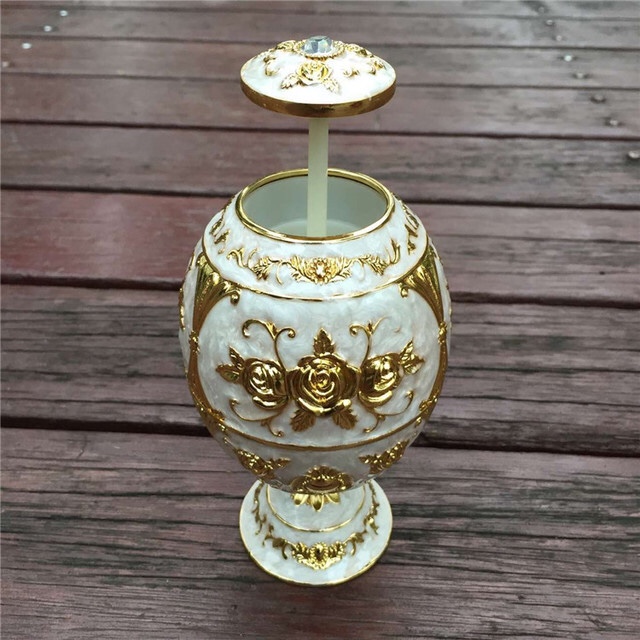 厂家直销锌合金欧式风格简约时尚球形牙签筒产品图