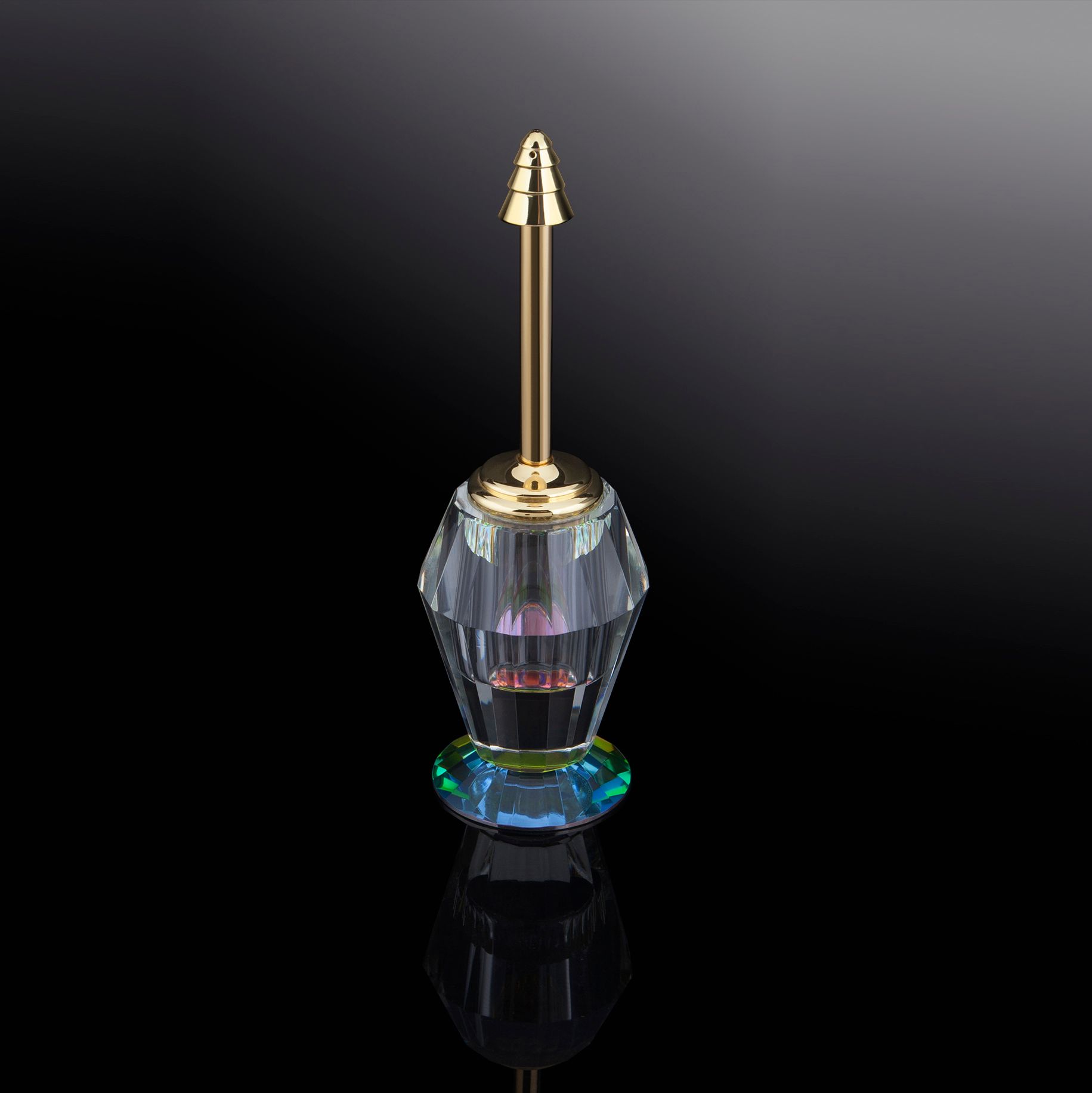 Sprinkle water bottles with crystal perfume bottles