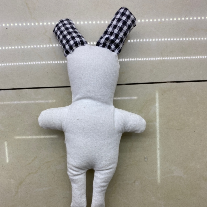 儿童布娃娃