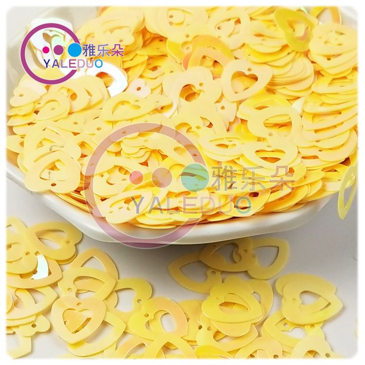 7x12mm double heart cream sequins diy jewelry materials single-hole heart earrings Clothing sewing techniques Sequins details Picture