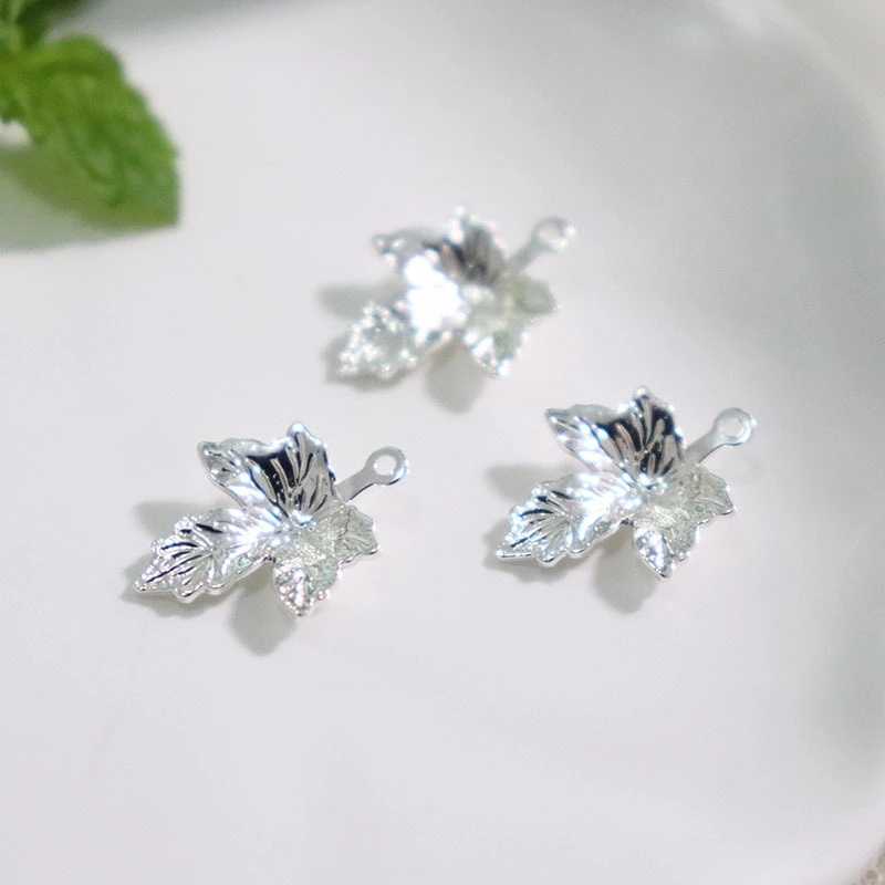 DIY ancient-style jewelry accessories, hairpin accessories, materials, maple leaf pure copper pendant, leaf hanging piece, color retention 7A/A23 details Picture