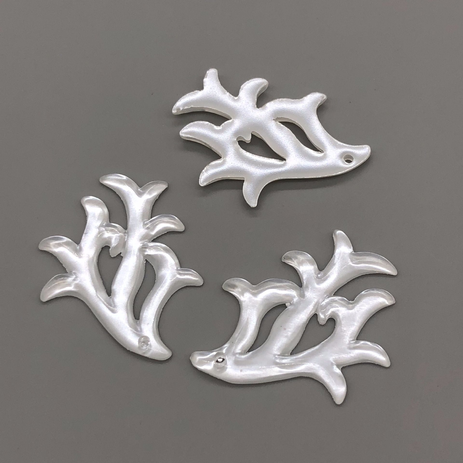 Wholesale of creative imitation shell hollowed-out carved dragon horn resin flat bottom diy ancient-style hairpin accessories in stock