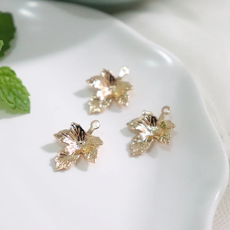 DIY ancient-style jewelry accessories, hairpin accessories, materials, maple leaf pure copper pendant, leaf hanging piece, color retention 7A/A23 Specification image