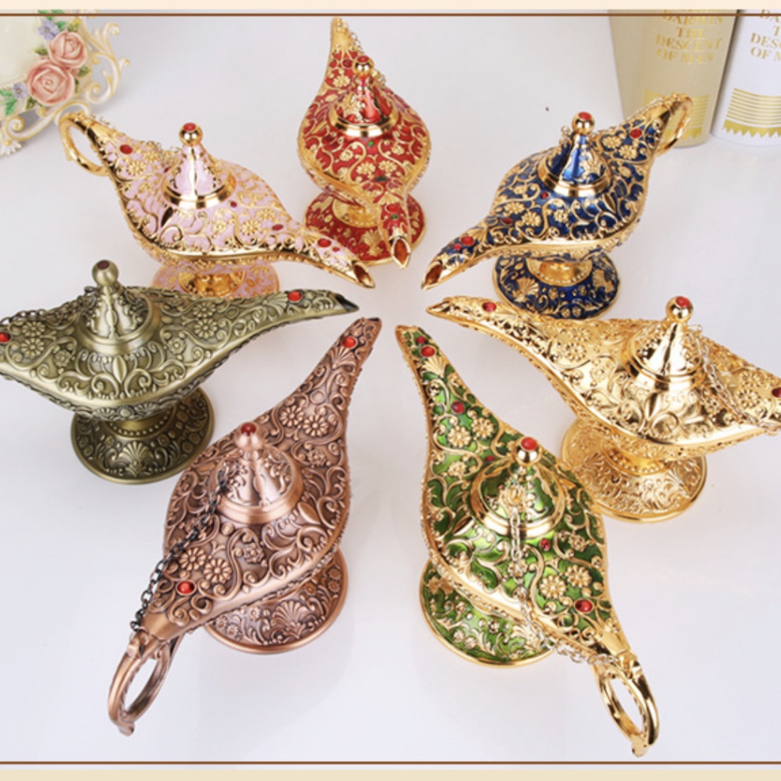 European-style imitation classical handicrafts, decorative creative ornaments, props, wishing lanterns, gifts, metal large h, Aladdin's magic lamp details Picture