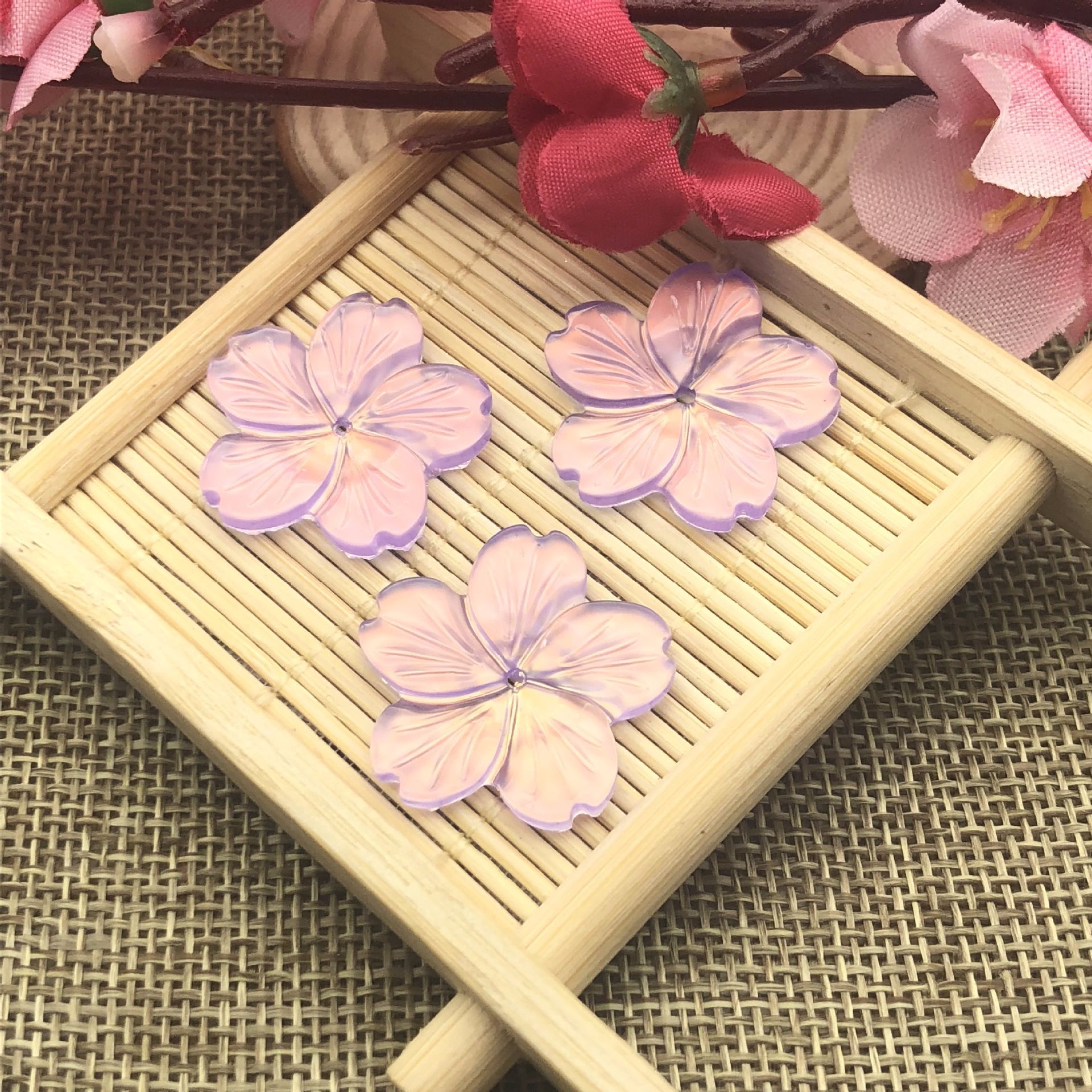 Resin imitation shell five-petal large cherry blossom 24mm glossy imitation jade hairpin, handcrafted diy material, step shake Hanfu accessory details Picture