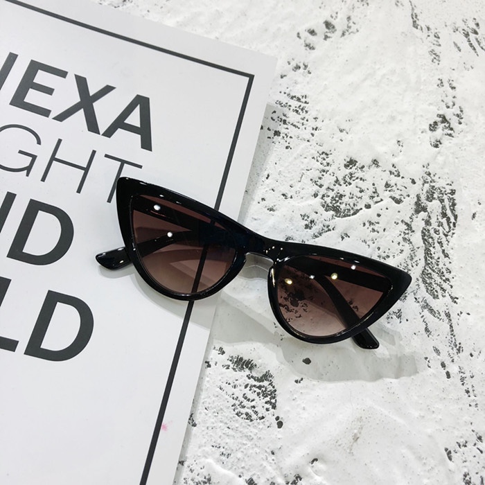 European and American fashion trend cat-eye sunglasses, small-framed sunglasses details Picture