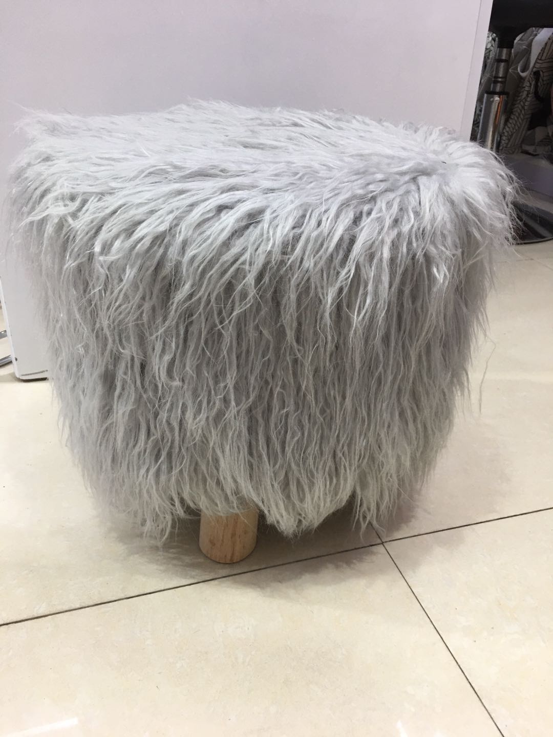小凳子/收纳凳/换鞋凳白底实物图