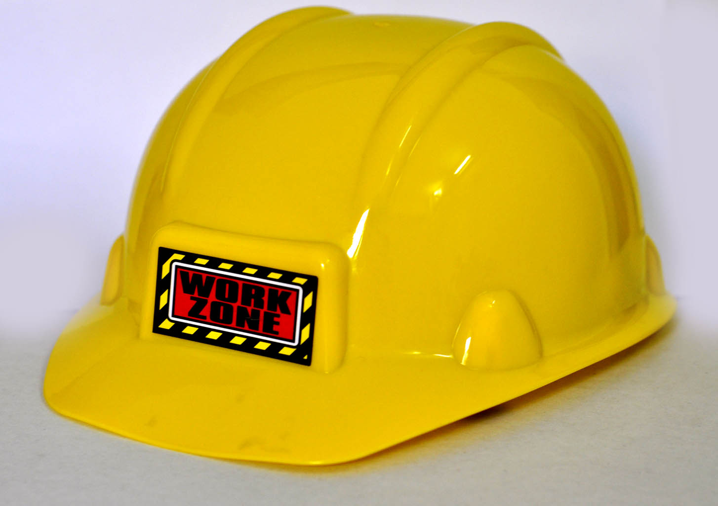 Adult-sized yellow engineer plastic cap detail image 1