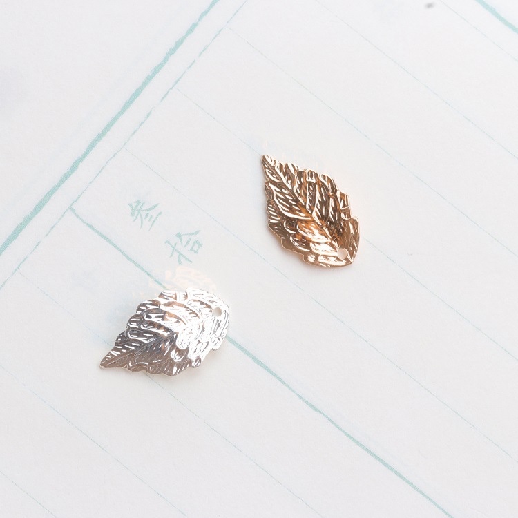 Ancient-style accessories DIY headwear materials hairpin accessories pure copper leaf pendants 7A/A4 Application Scenario