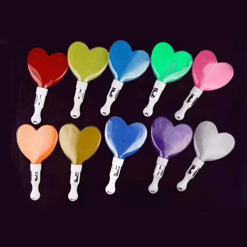 发光爱心棒
