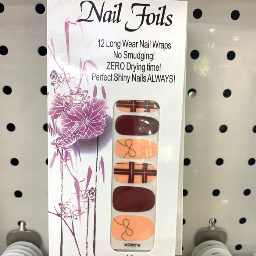 Coffee-coloured checked nail wraps