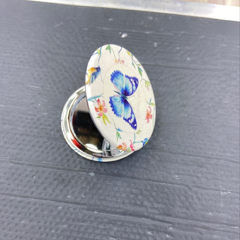 圆形蝴蝶镜子产品图