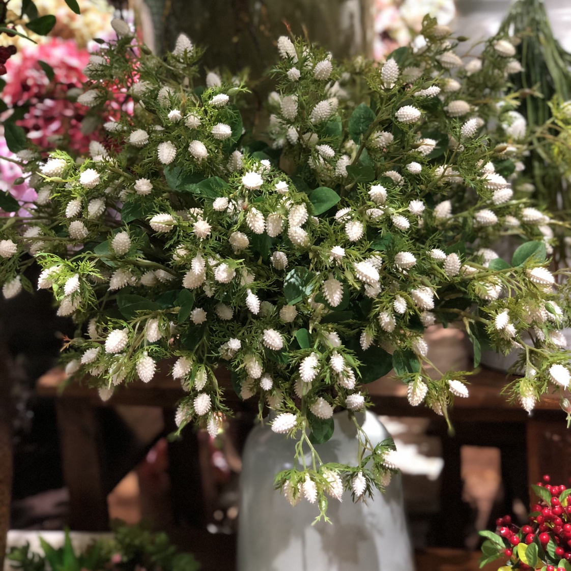 Simulation of artificial flowers xanthium thorn fruit pineberry home decoration wedding flowers thumbnail