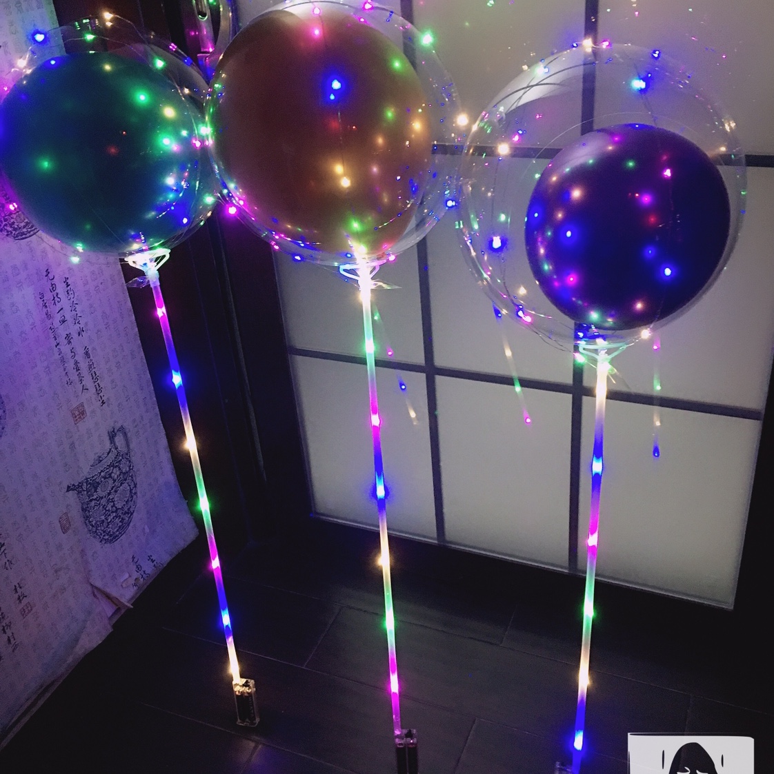 网红地推波波球发光火爆款七彩闪灯气球手柄贴纸卡通印字包邮发光带灯气球球中球