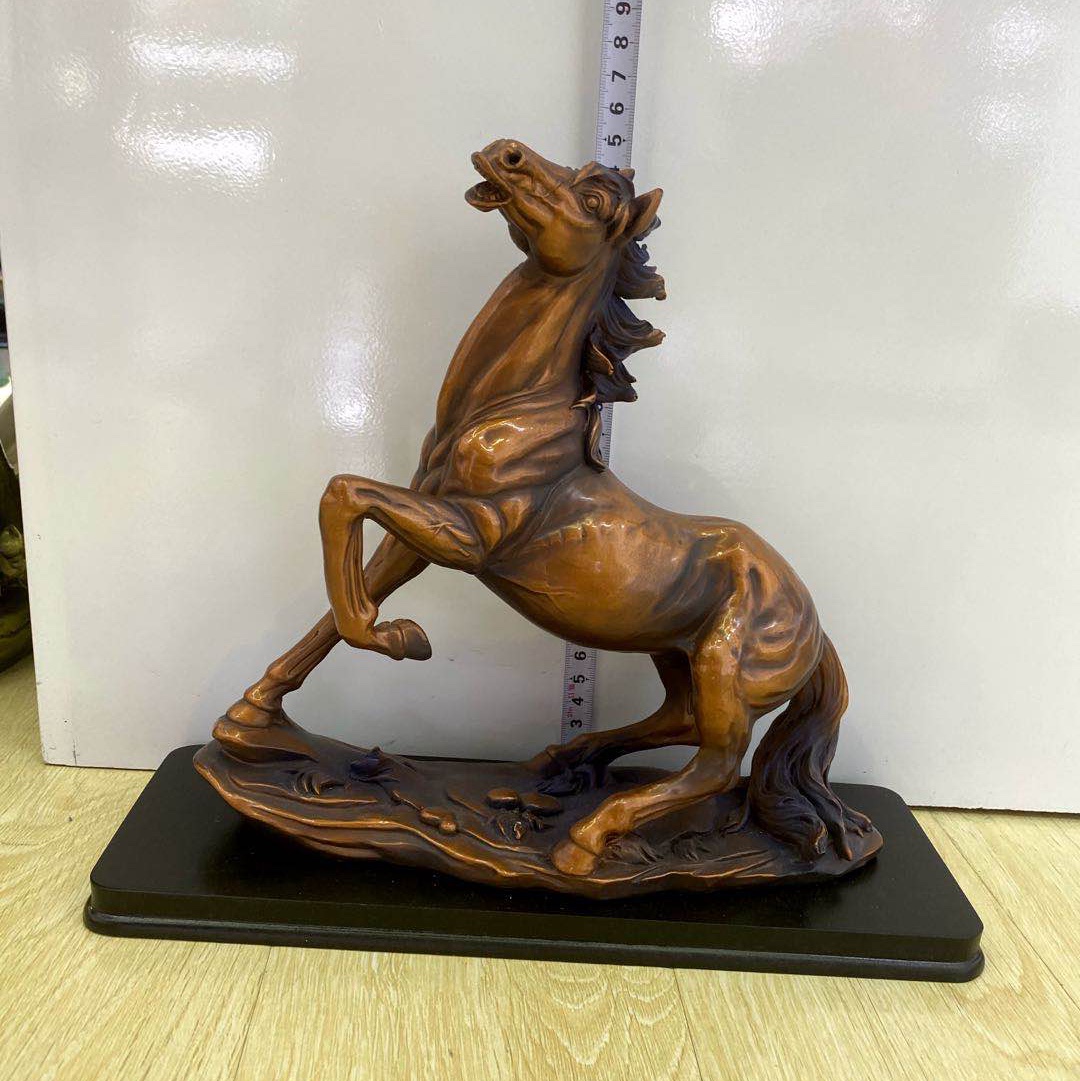 Resin Handicraft Decoration Manufacturers Direct Sales Of New Horses details Picture