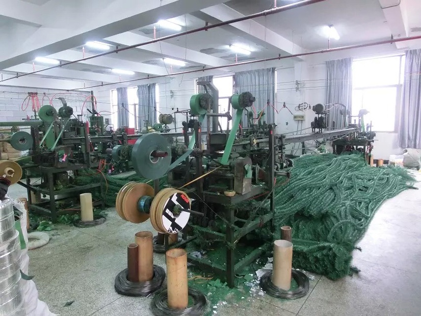 Yiyang Christmas Handicrafts Factory describe pic - 7