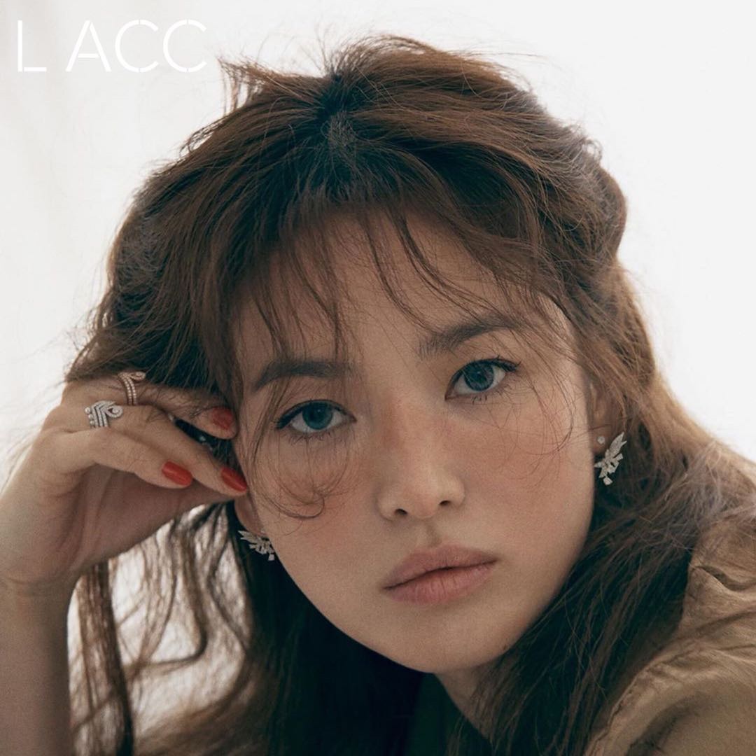 The high-end and elegant butterfly earrings and ethereal earrings, the same style as the star Song Hye Kyo of Dongdaemun, South Korea, are the new 2020 collection