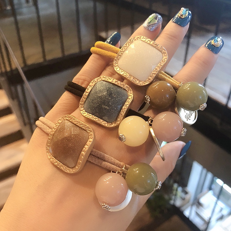 Instagram web celebrity hair circle simple and lovely girls tie hair rubber band hair rope Korean vintage headpiece female headpiece thumbnail