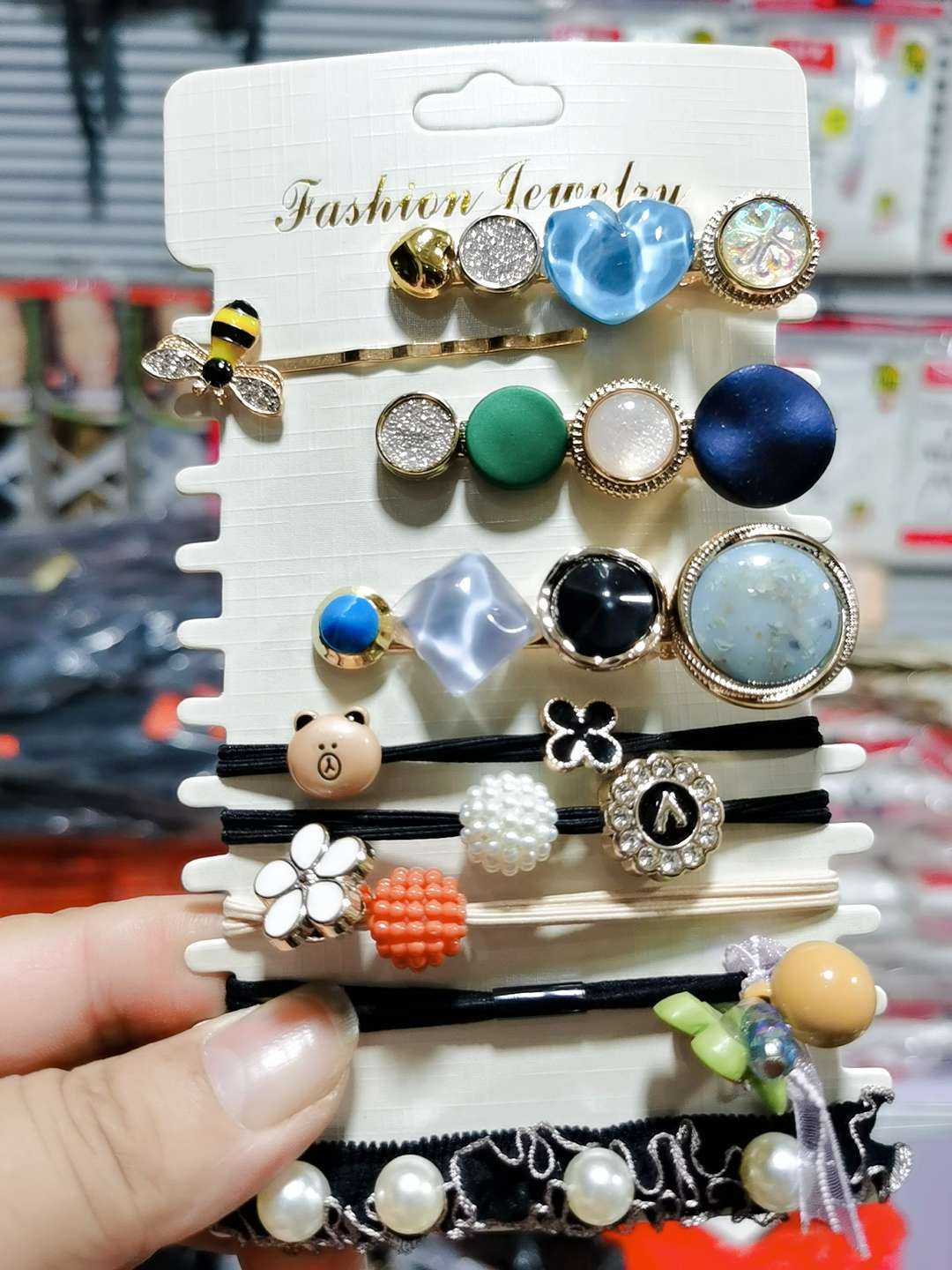 A perfect combination of accessory sets, hair clips and rubber bands, a best-selling product on cross-border e-commerce platforms such as Taobao and Pinduoduo details Picture