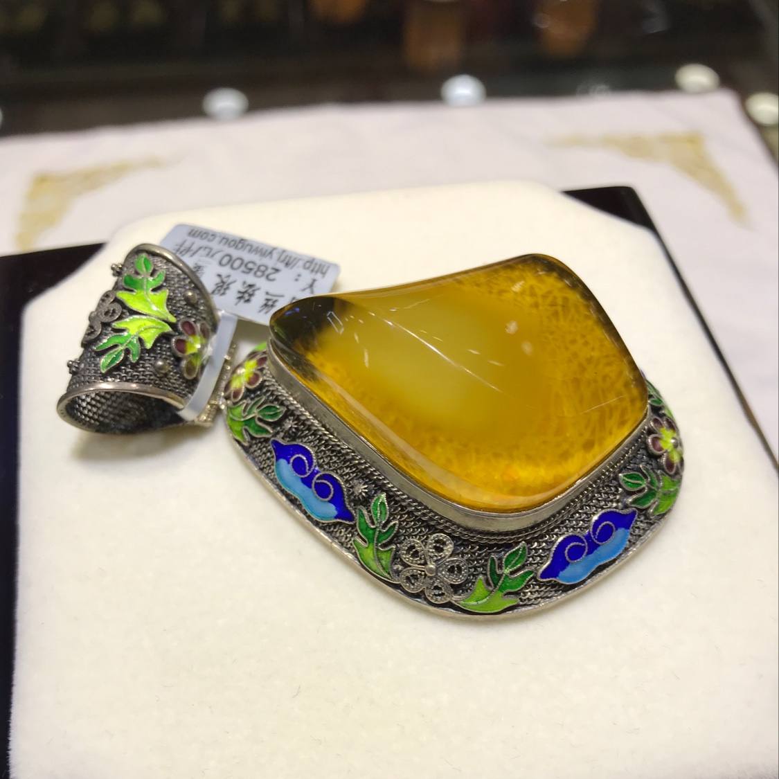 （天然居珠宝）掐丝珐琅蜜蜡吊坠细节图