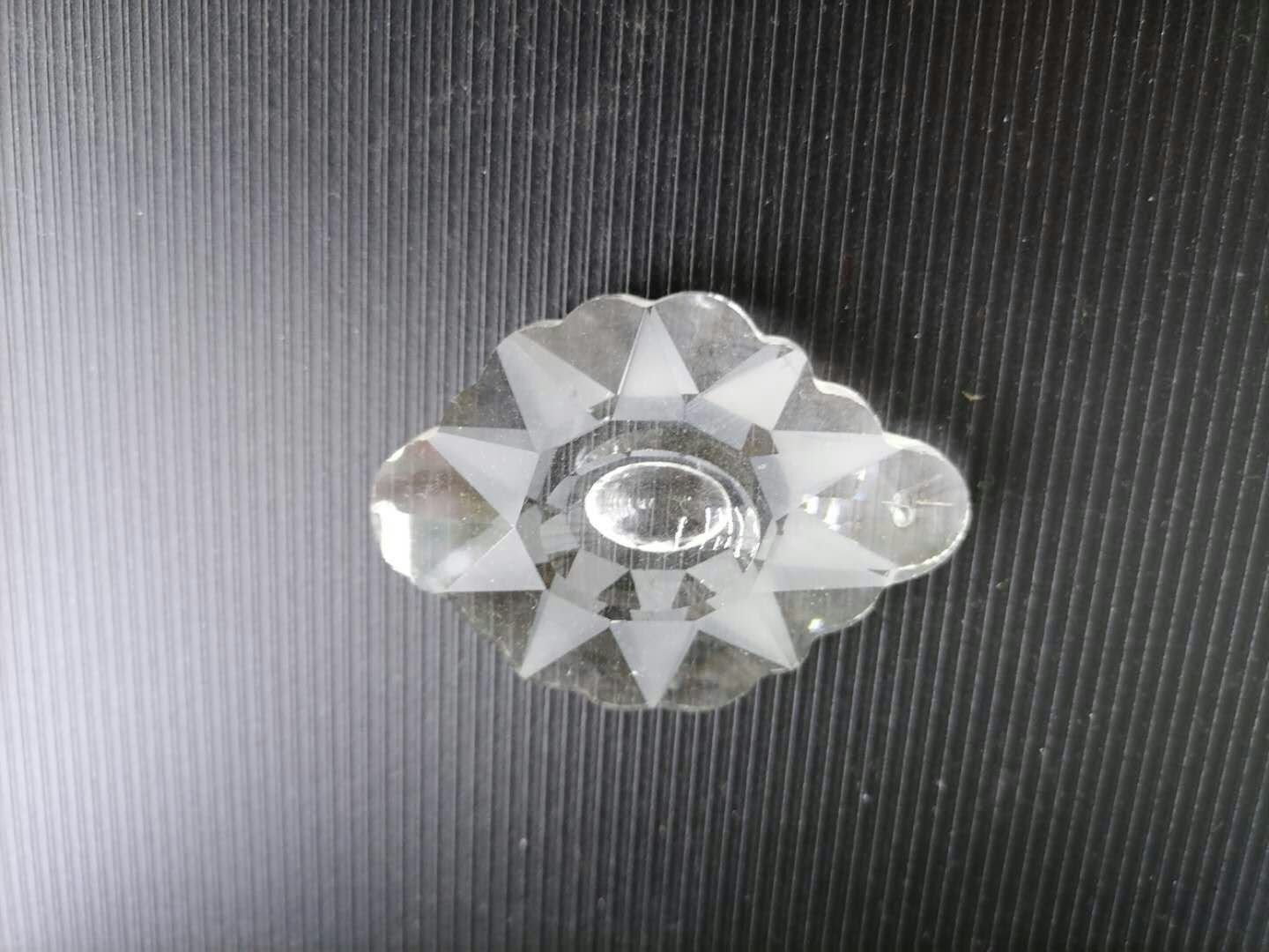 浦江幸运水晶D区三楼三街7952A店水晶盘花挂件