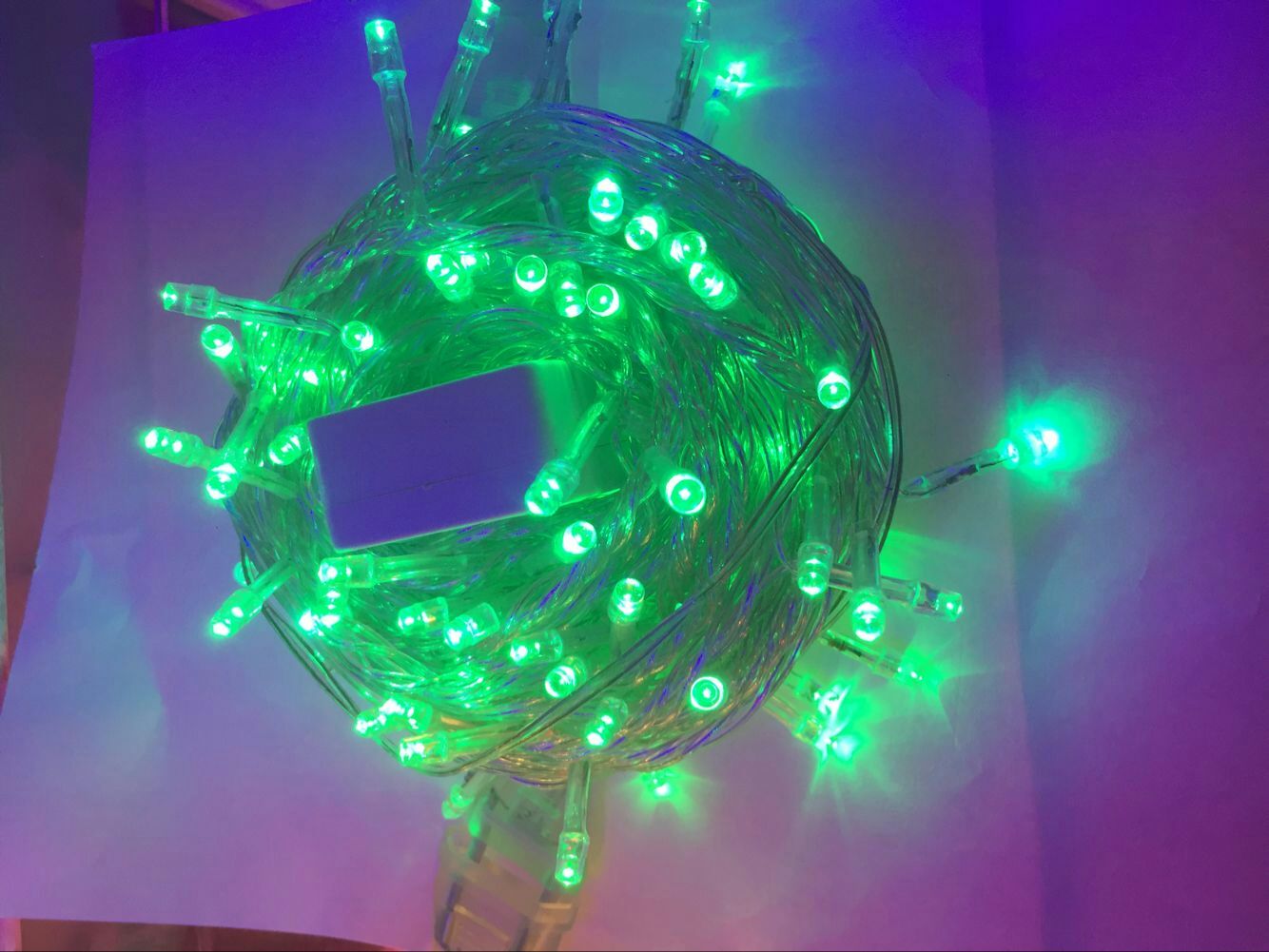 100 LED light strings in green