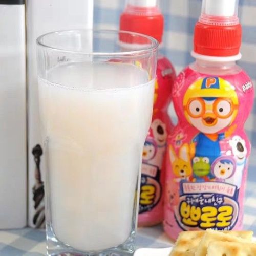 啵乐乐草莓味饮料