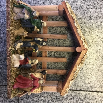 Manufacturers Direct Sales Of New Resin Wood Material Crafts Christmas Gift Series